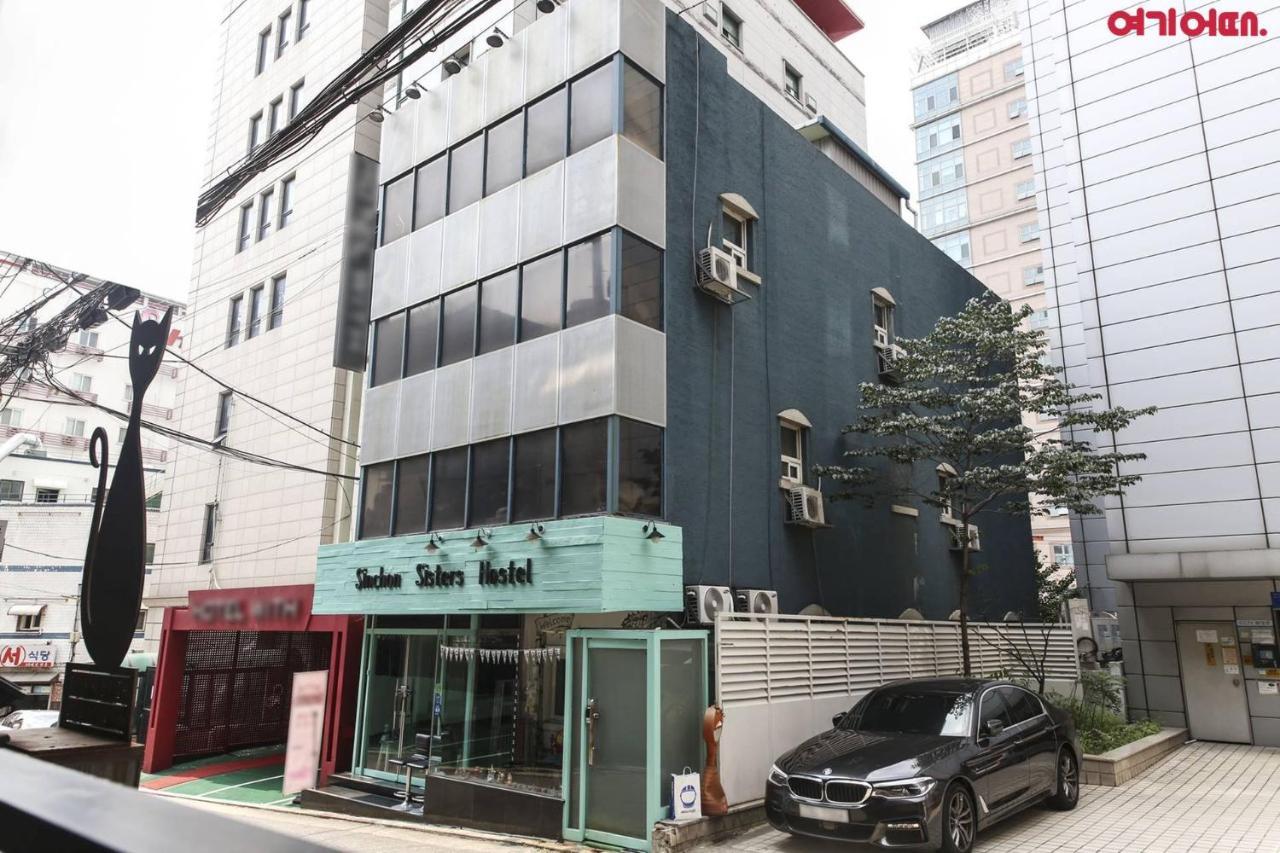 Sinchon Sisters Hostel Сеул Екстер'єр фото