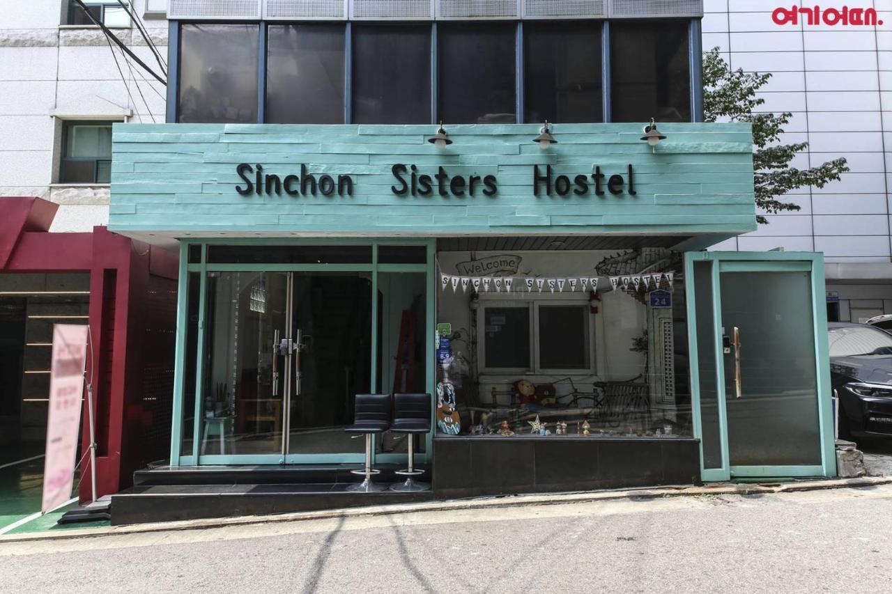 Sinchon Sisters Hostel Сеул Екстер'єр фото