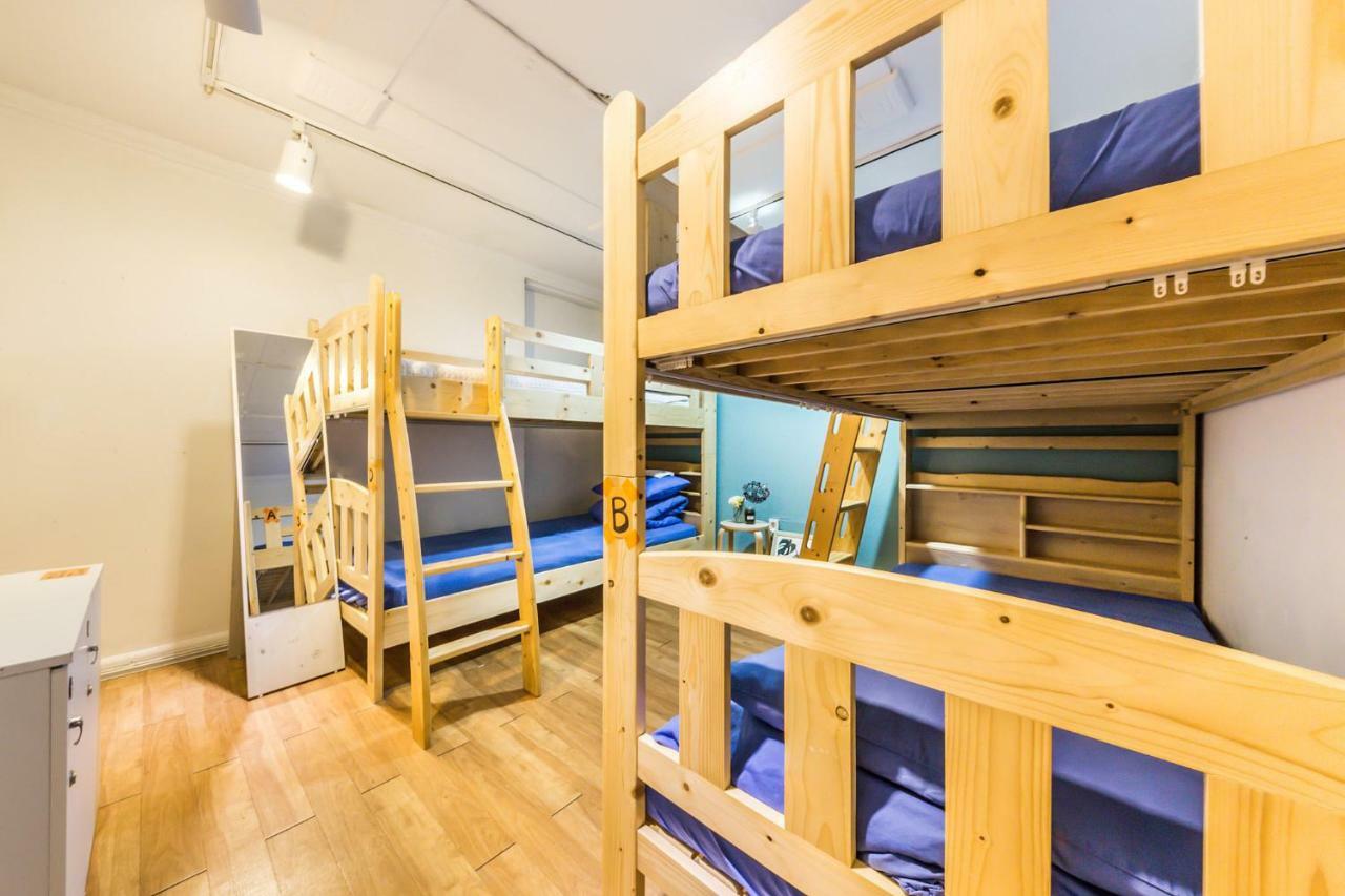 Sinchon Sisters Hostel Сеул Екстер'єр фото